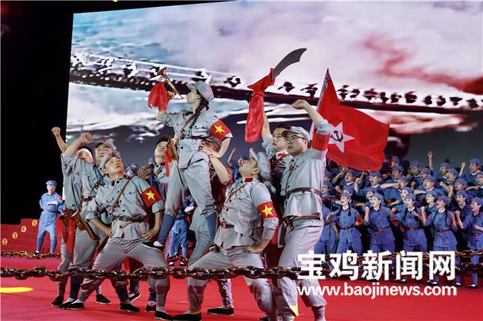 高铁站里看医生，心里暖暖的